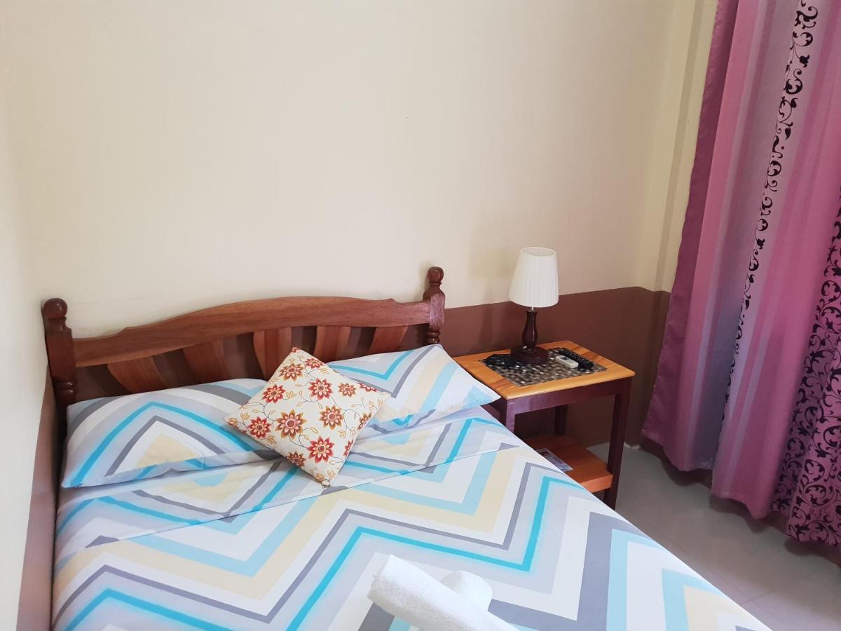 Diakopes Inn Puerto Princesa Ngoại thất bức ảnh