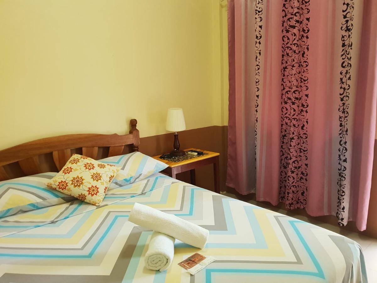Diakopes Inn Puerto Princesa Ngoại thất bức ảnh